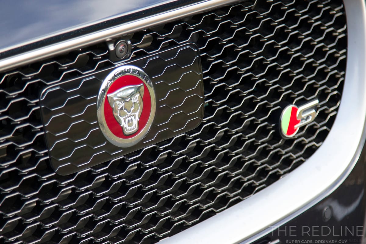 Links We Like: Jaguar XF, Honda HR-V and more
