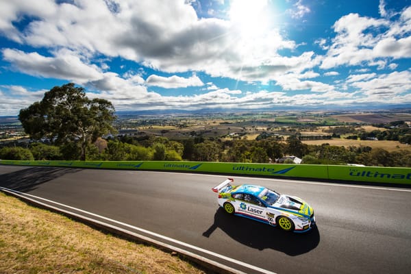 2018 Bathurst 12 Hour: The Hub of Battle